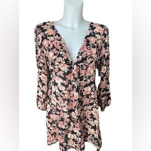 California Moonrise Black & Cream Floral V Neck High Low  Dress Size Large NWT